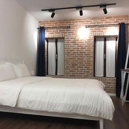 Old Bazaar Rooms コルチャ エクステリア 写真