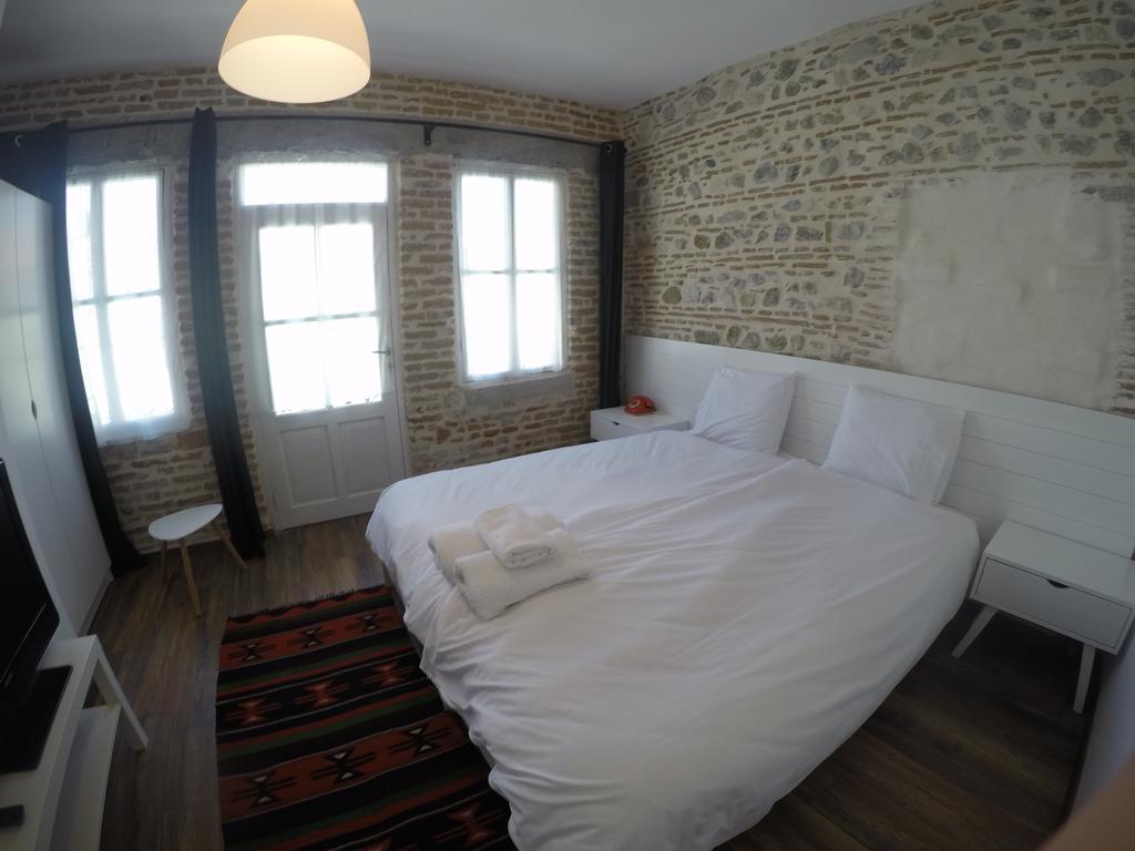 Old Bazaar Rooms コルチャ エクステリア 写真