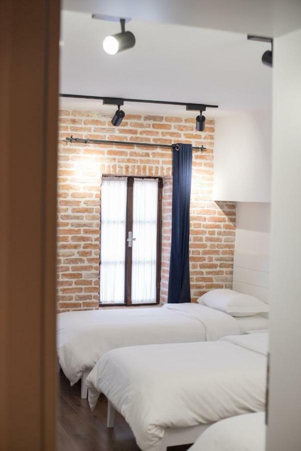 Old Bazaar Rooms コルチャ エクステリア 写真